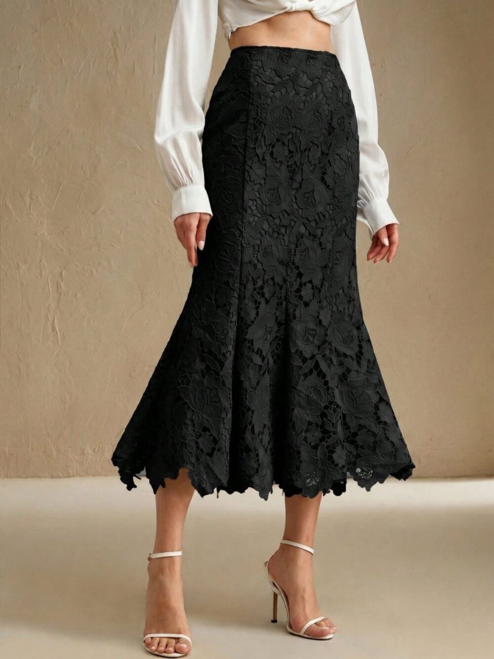 Black Elegant Women's Hollow-Out Lace detailed mermiad midi Skirt